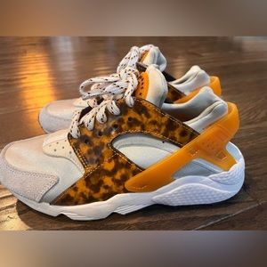 Nike Air Huarache Limited edition